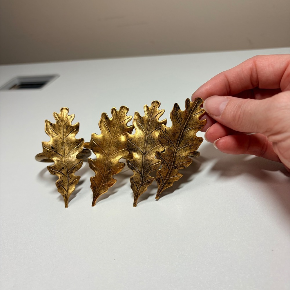 Set of 4 Antique Gold Oak Leaf Napkin Rings Rustic Fall Thanksgiving Decor Metal